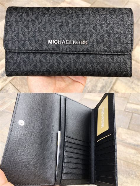 michael kors jet set men's logo billfold wallet|michael kors large trifold wallet.